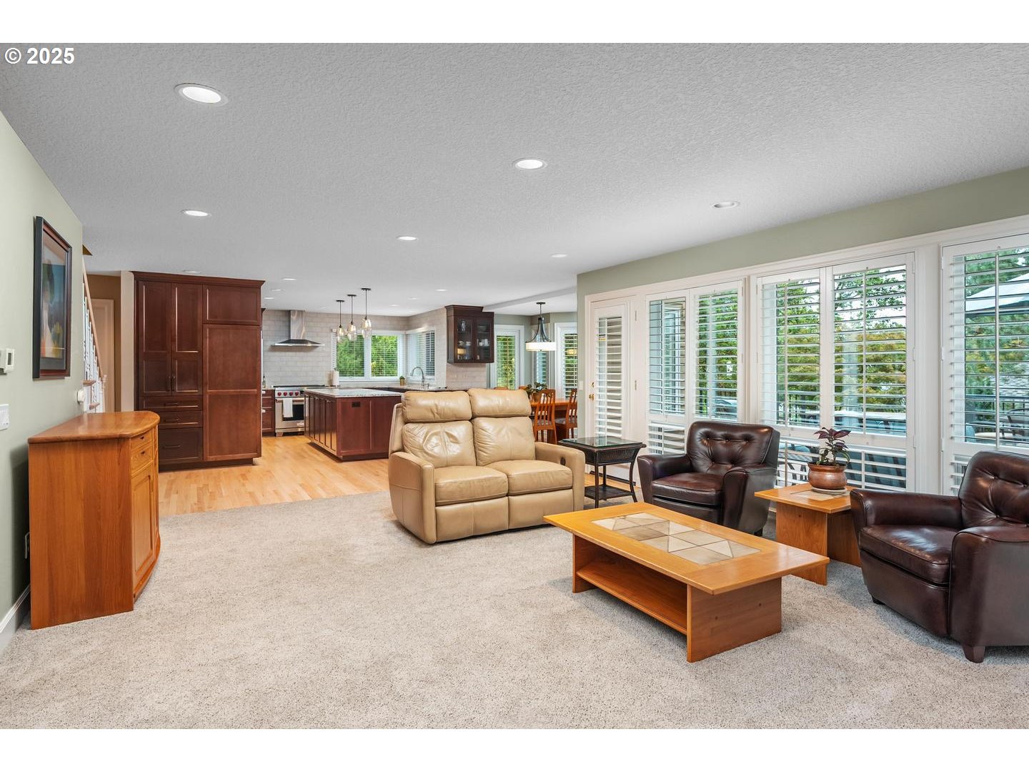 property viewer photo 17