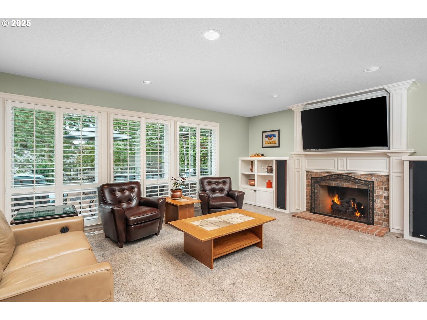 property viewer photo 19
