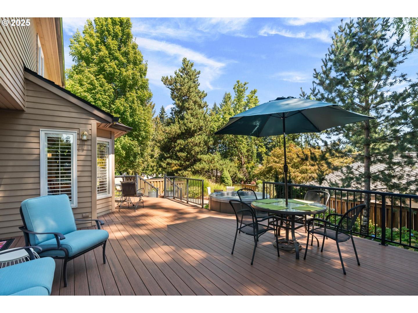 property viewer photo 36
