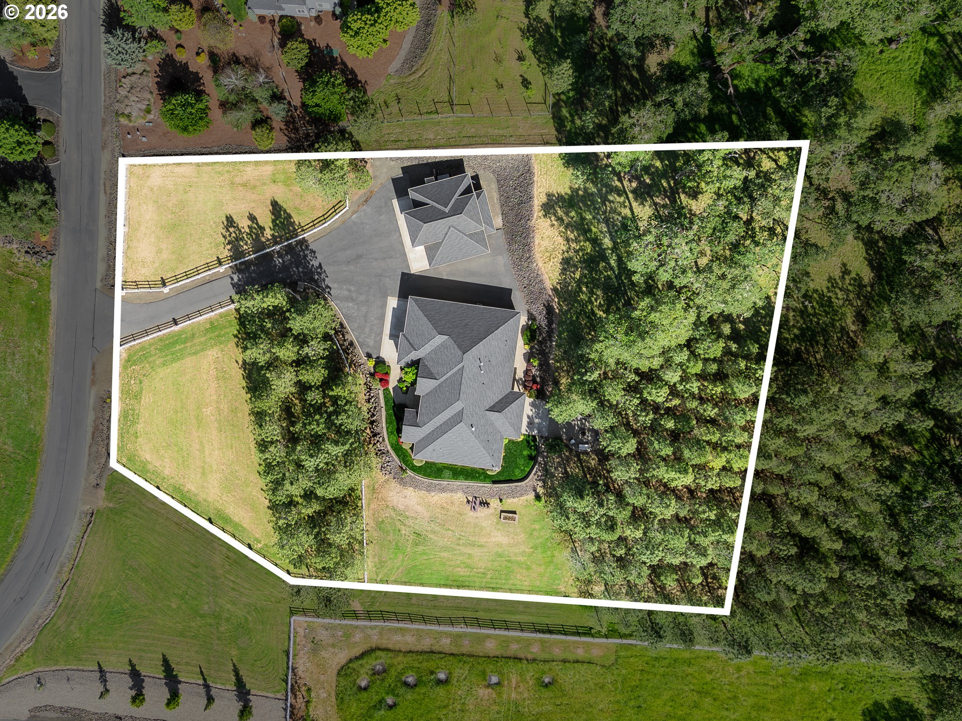 main property photo 41