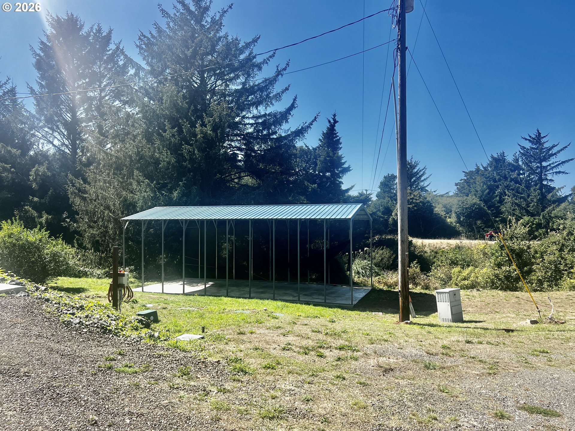 main property photo 31