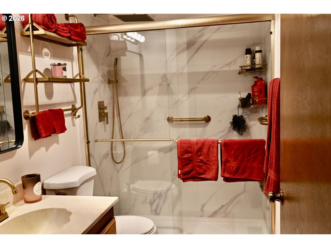 property viewer photo 11