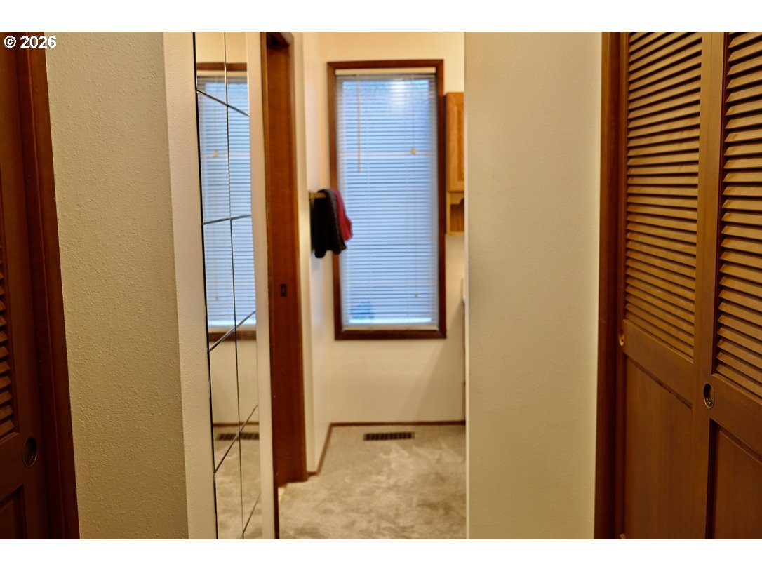 property viewer photo 15