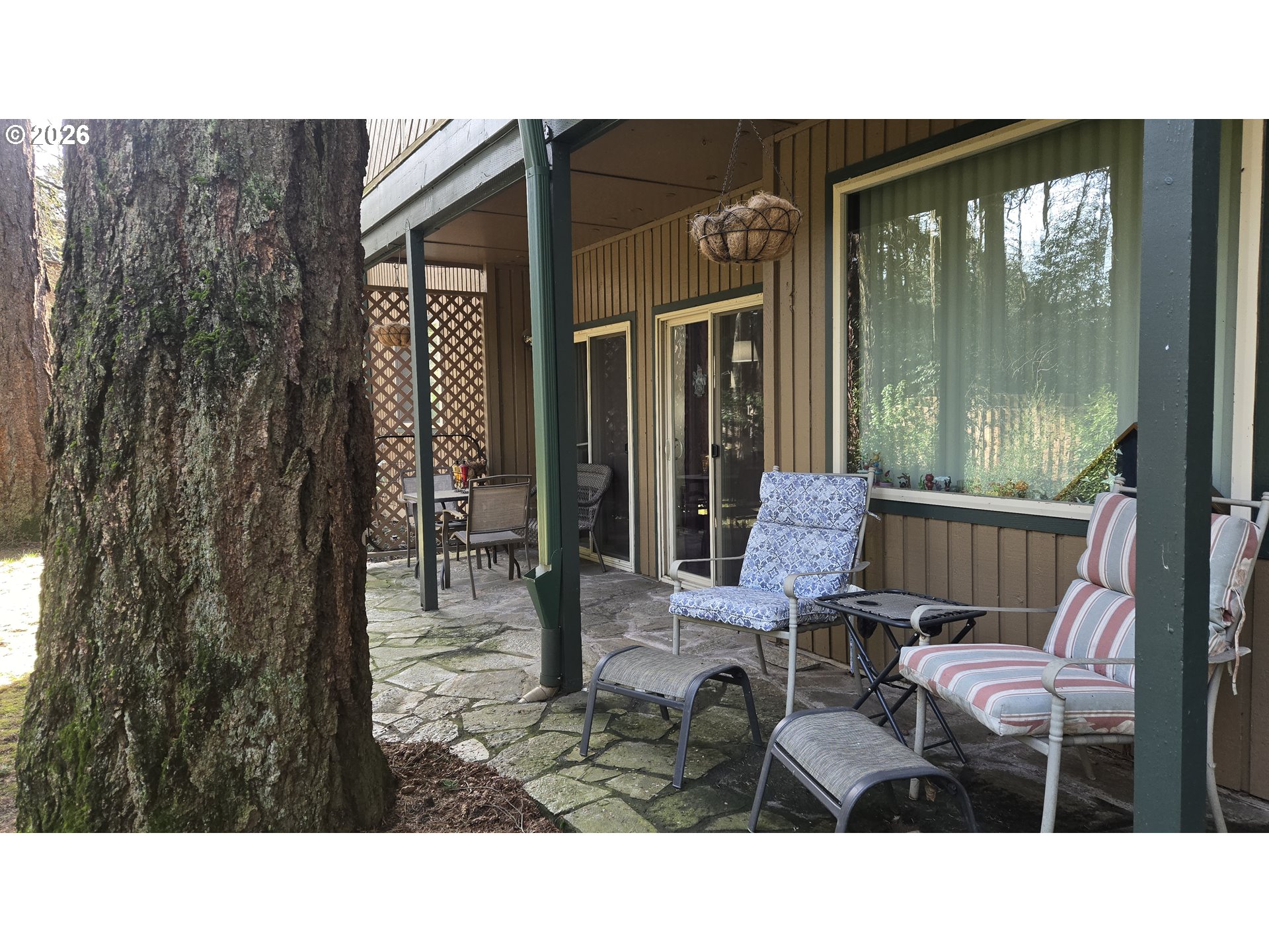 property viewer photo 18