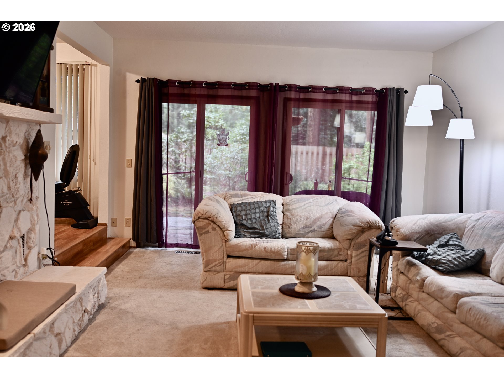 property viewer photo 2