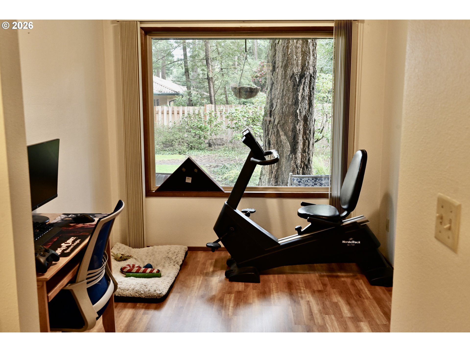 property viewer photo 5