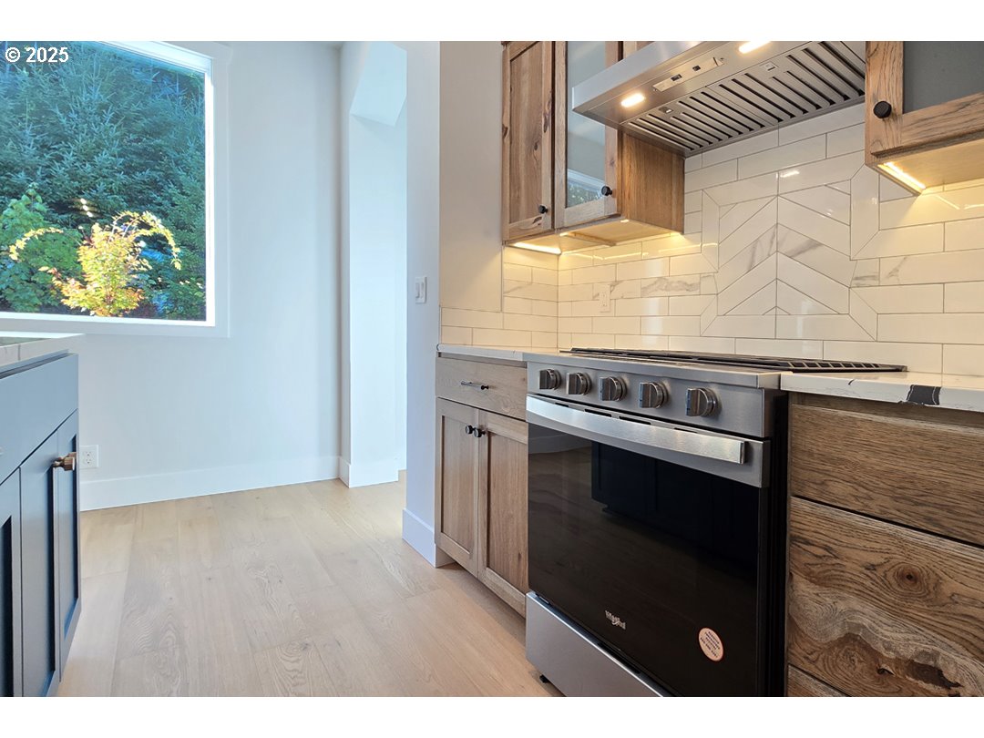 property viewer photo 13
