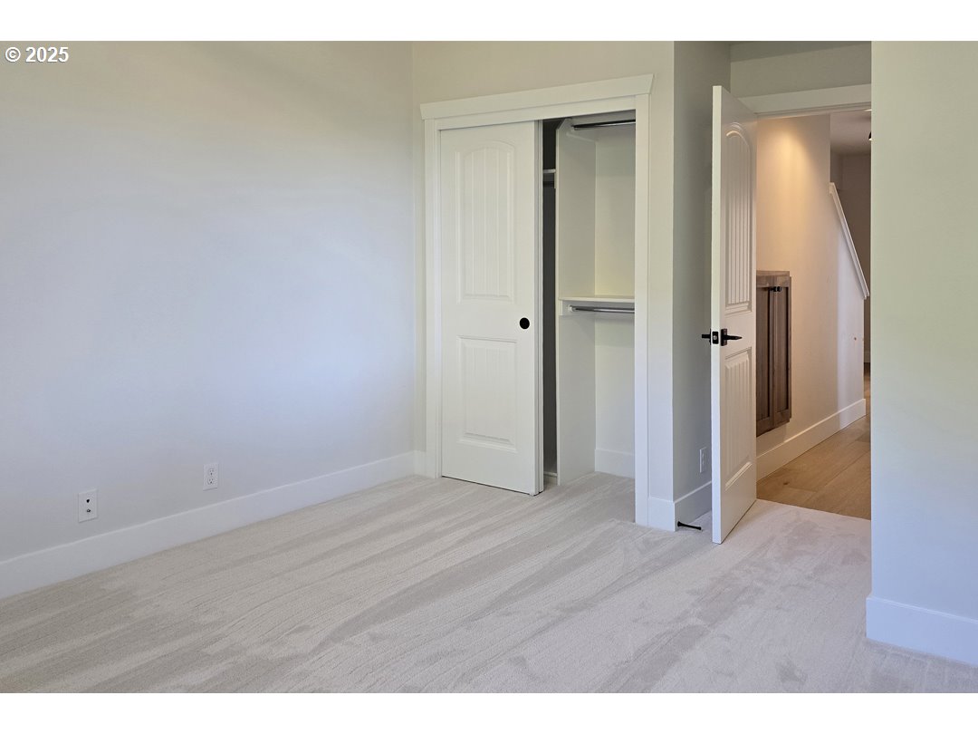 property viewer photo 34