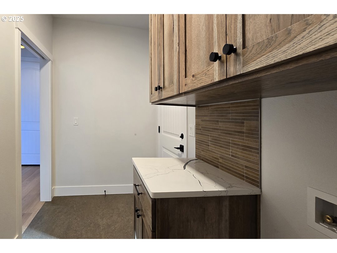 property viewer photo 37