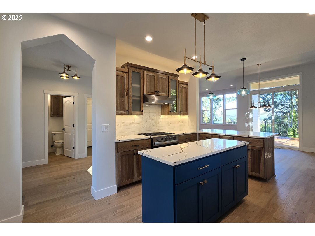 property viewer photo 8