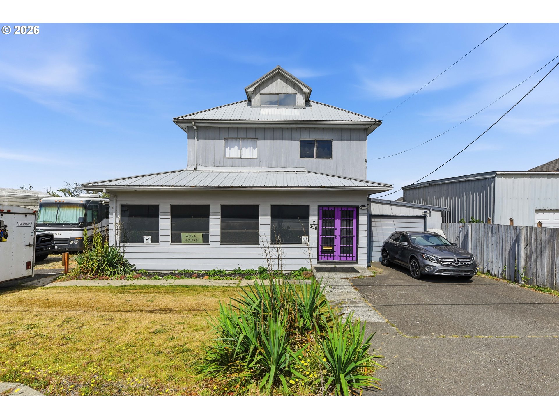 main property photo 45