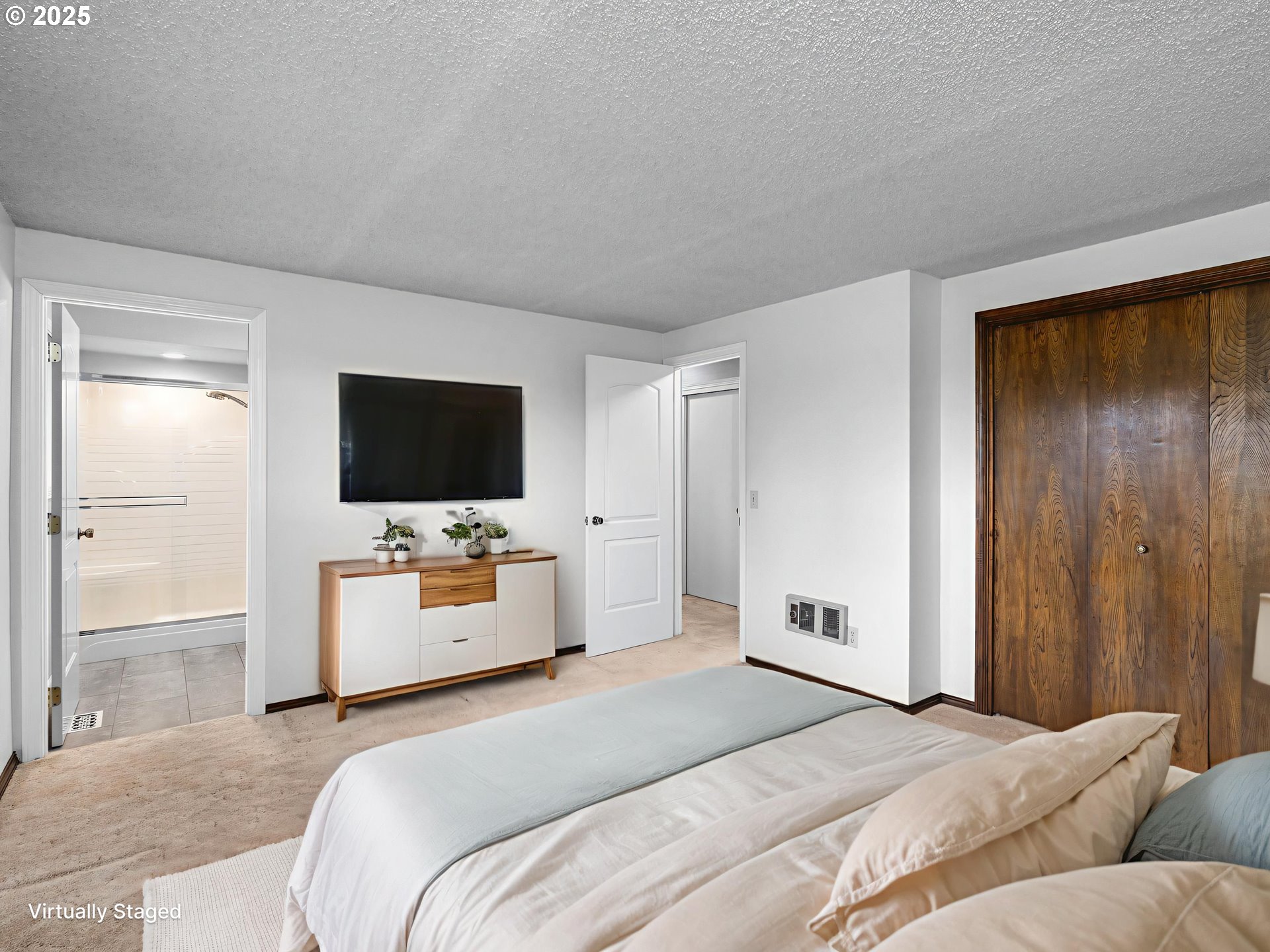 property viewer photo 19