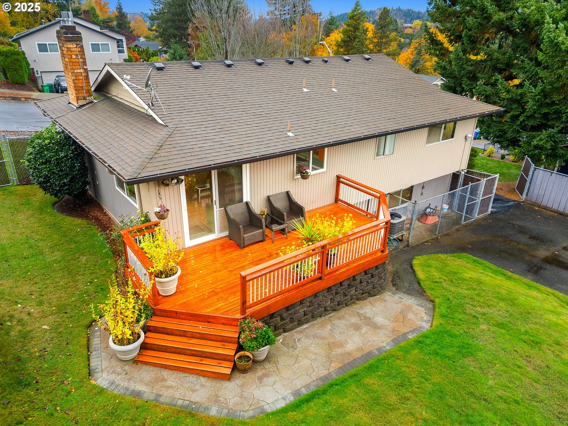 property viewer photo 3