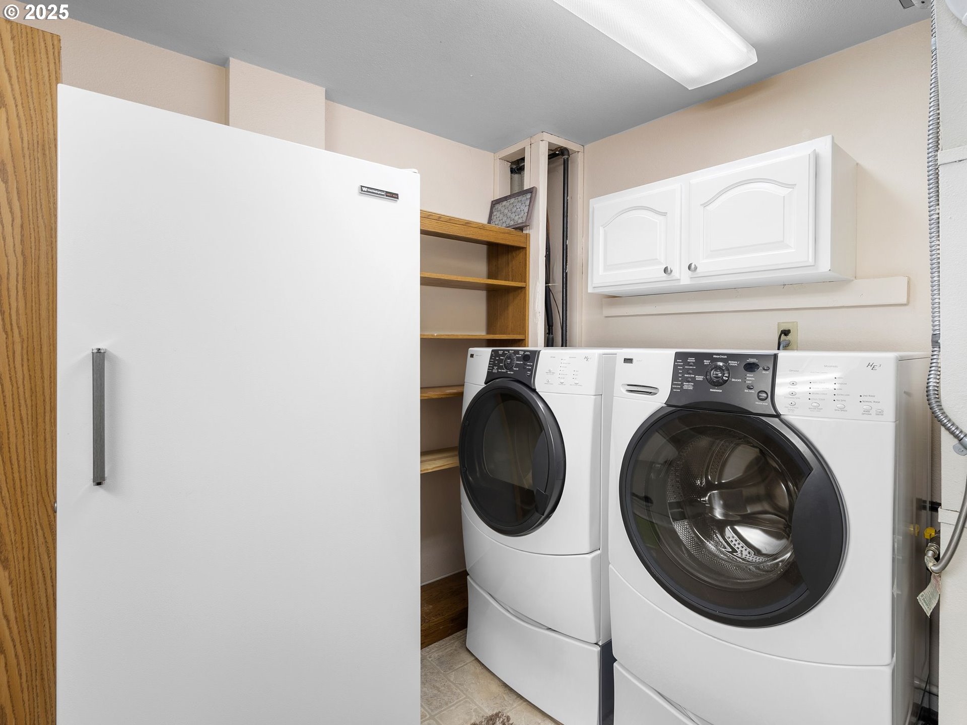 property viewer photo 34
