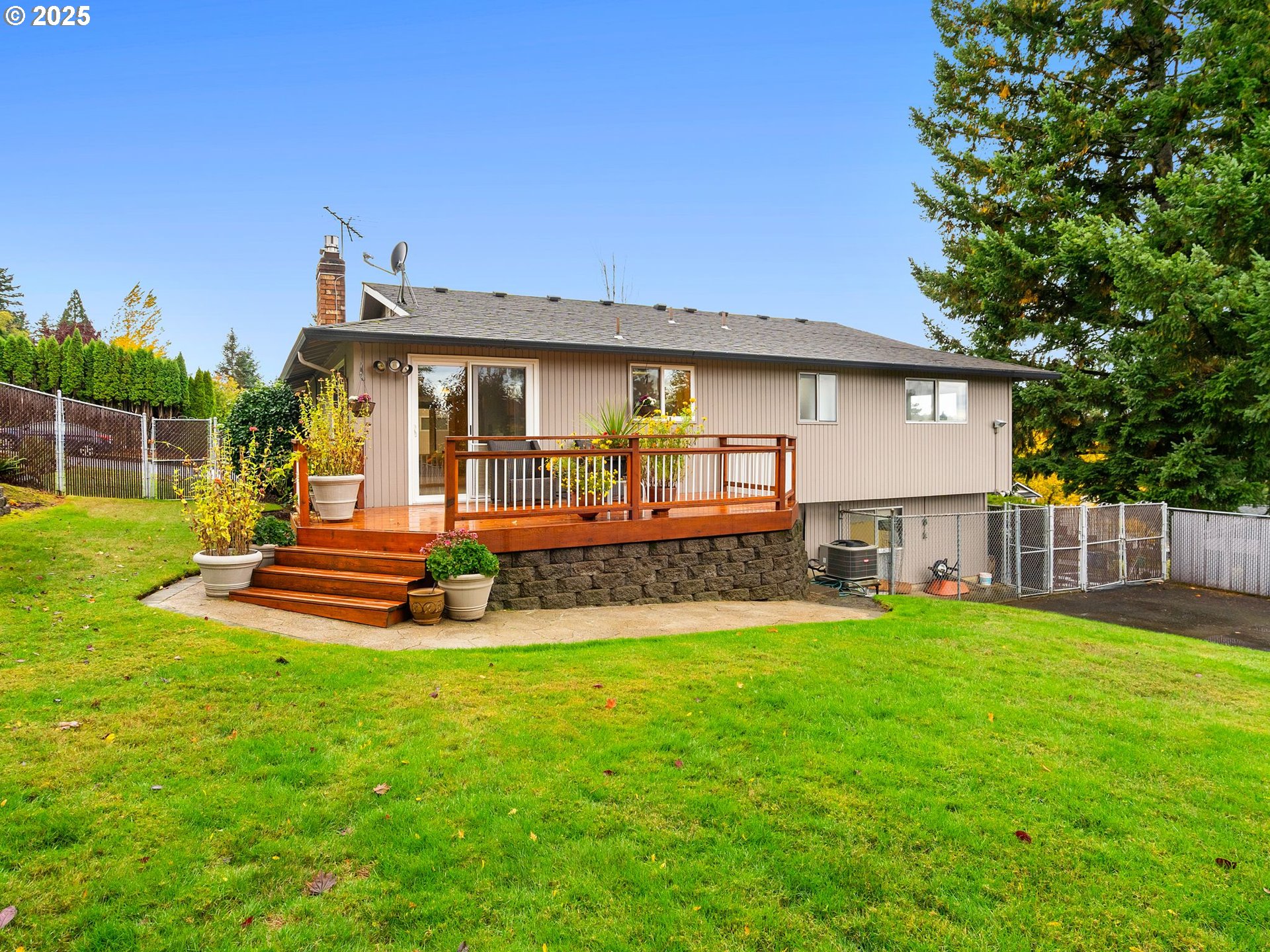property viewer photo 4