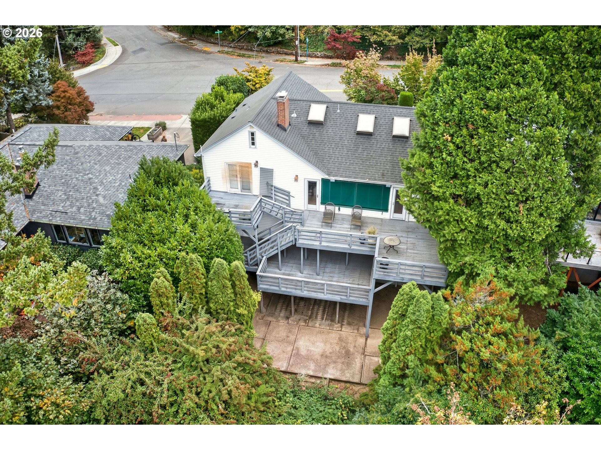 main property photo 41