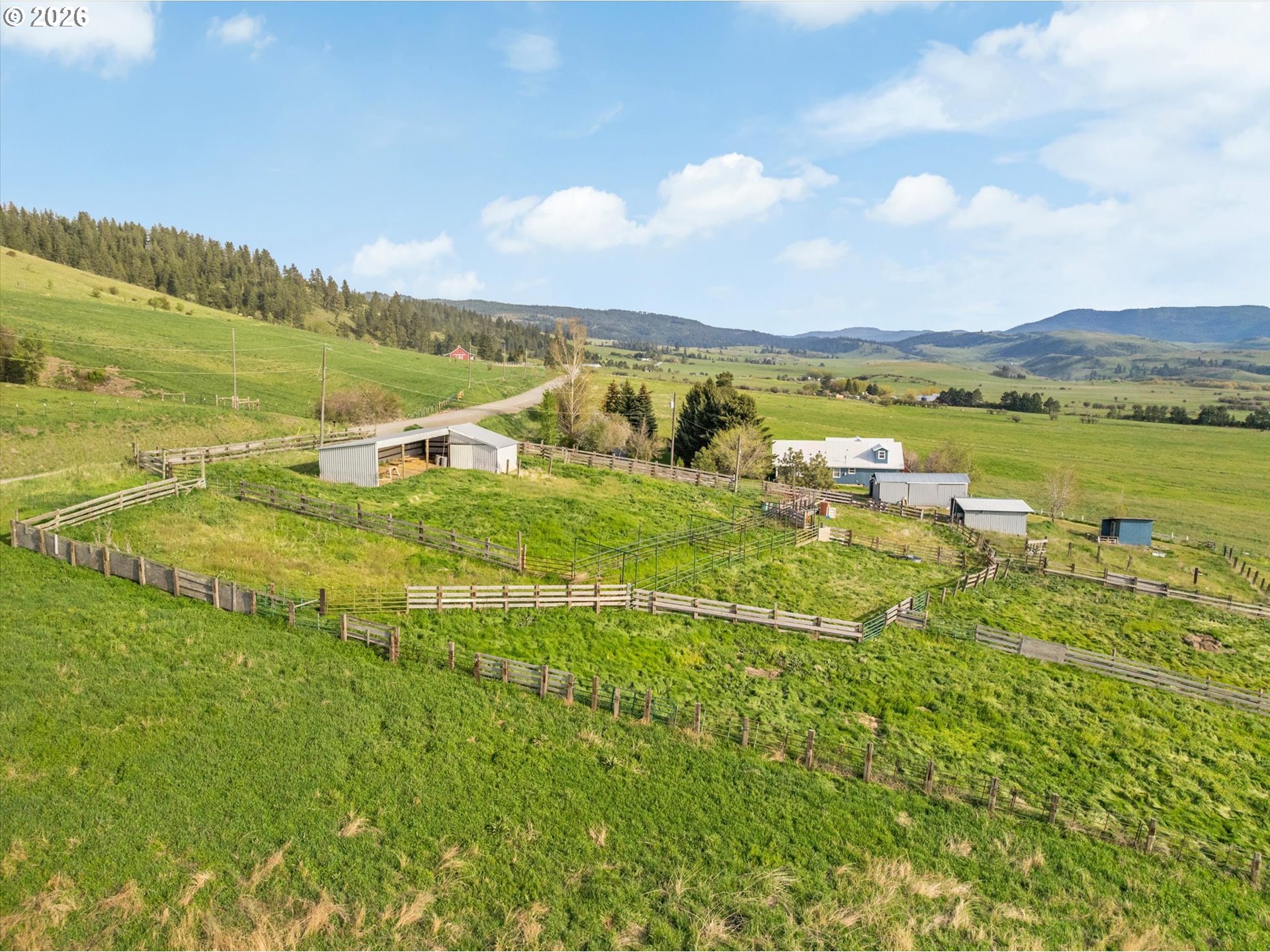 main property photo 16