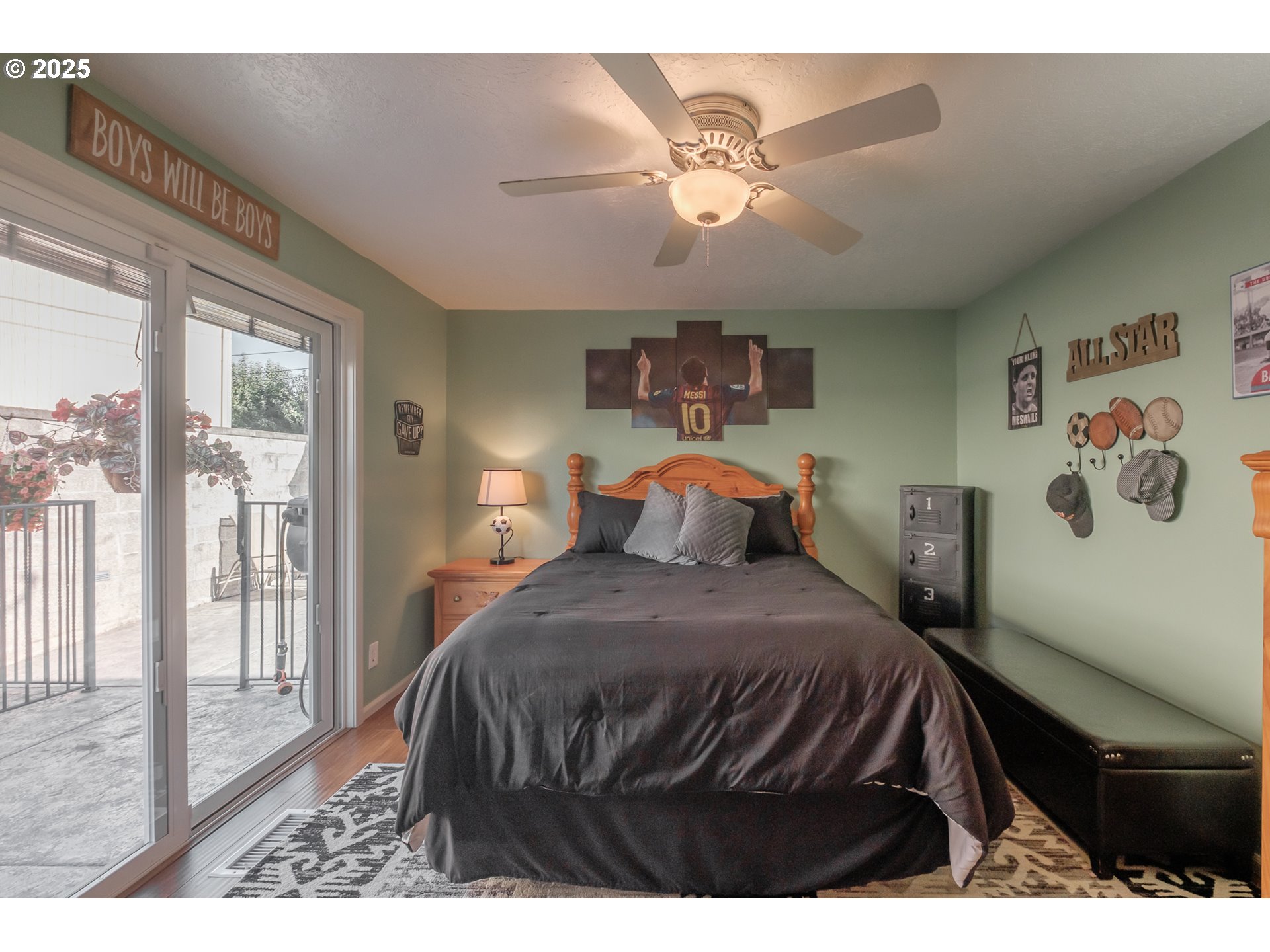 property viewer photo 11