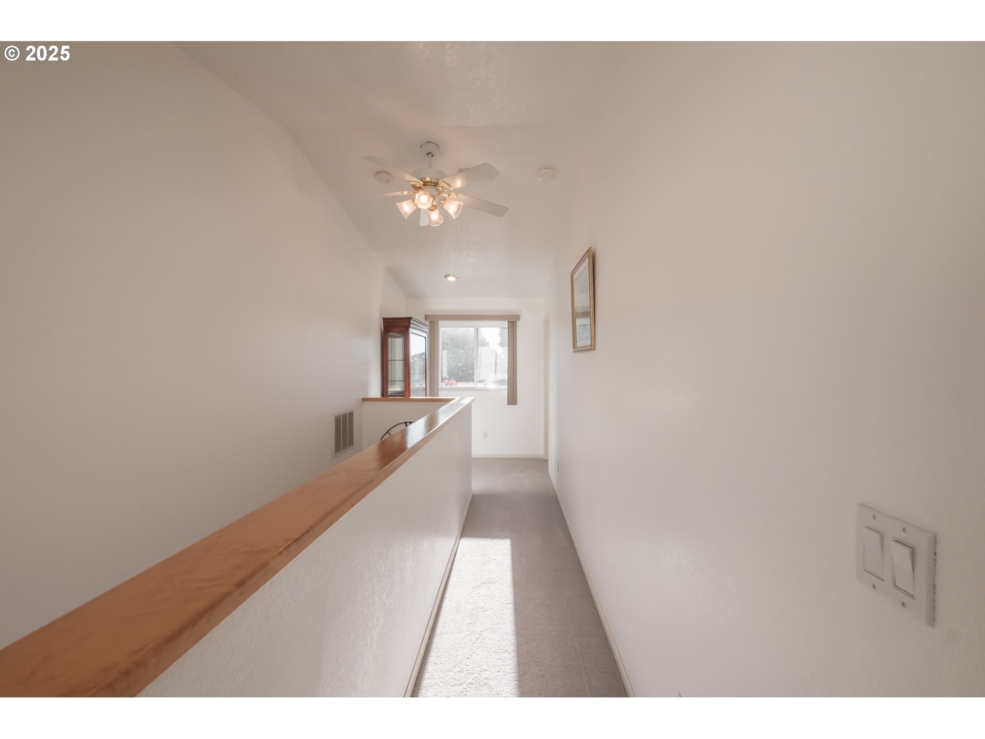 property viewer photo 13