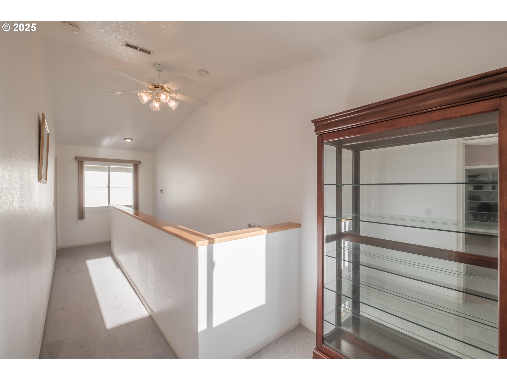 property viewer photo 14