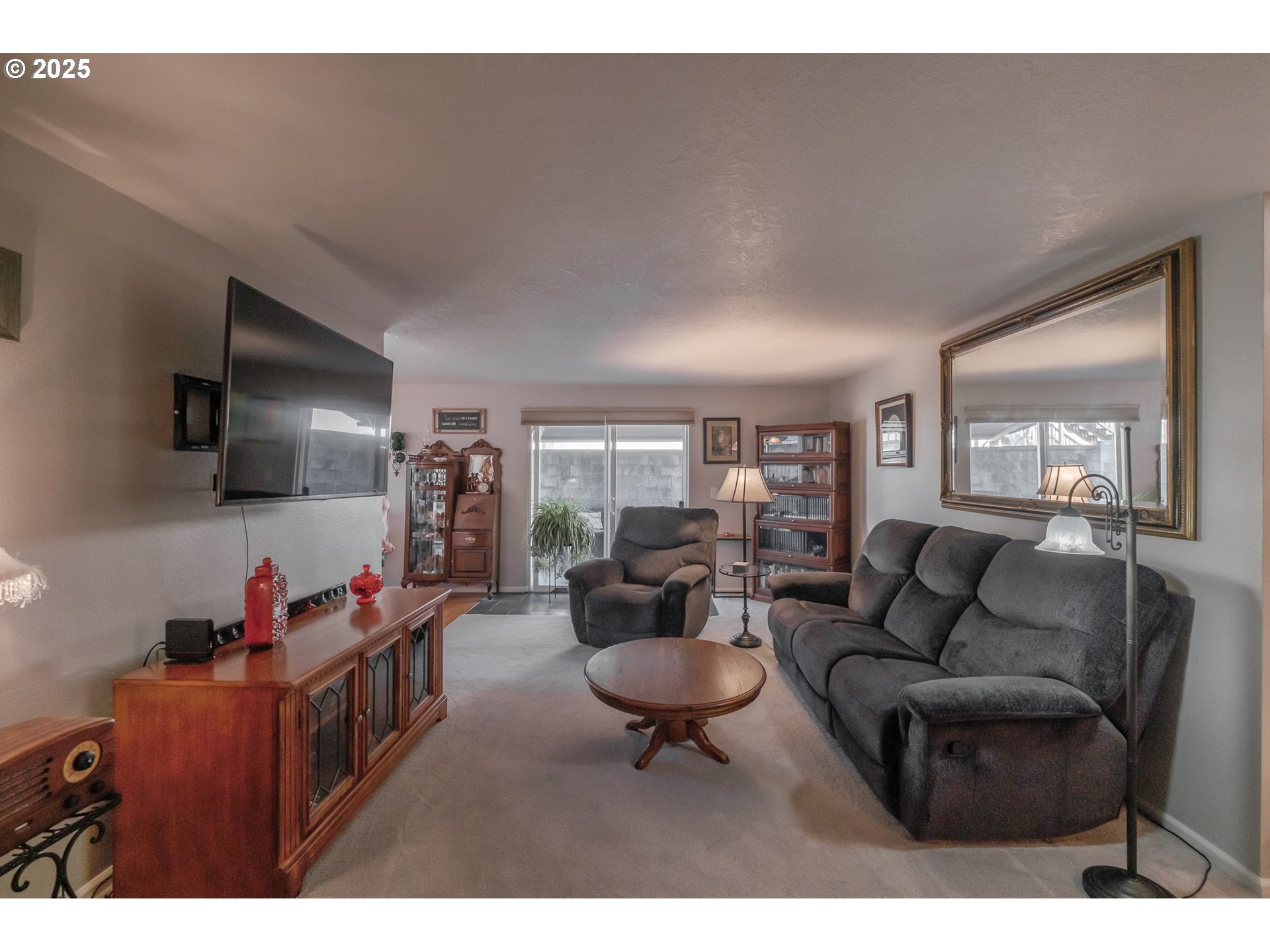 property viewer photo 24