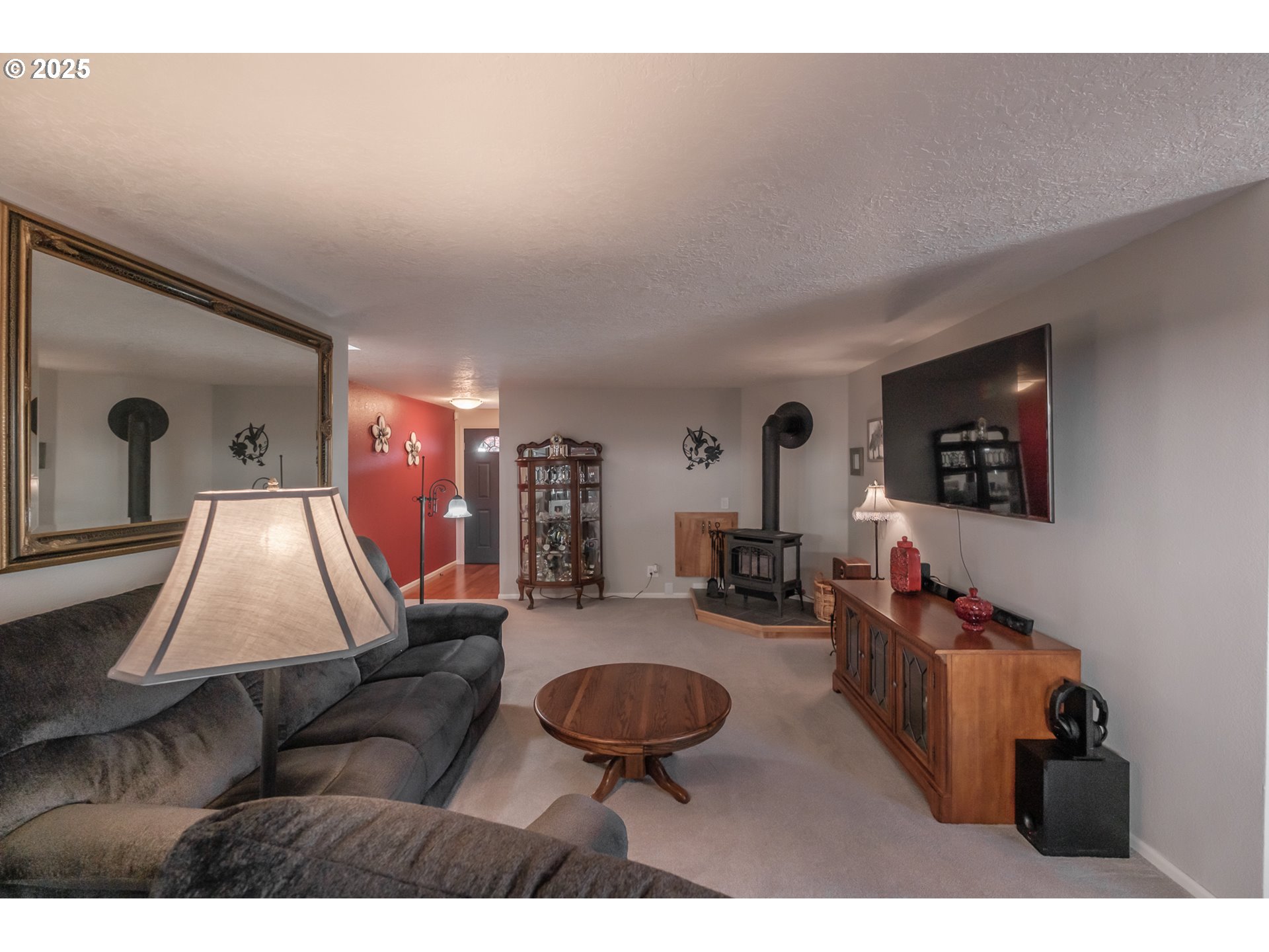 property viewer photo 25
