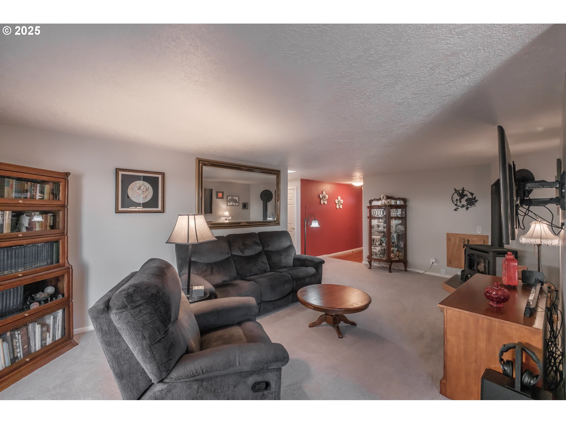 property viewer photo 26