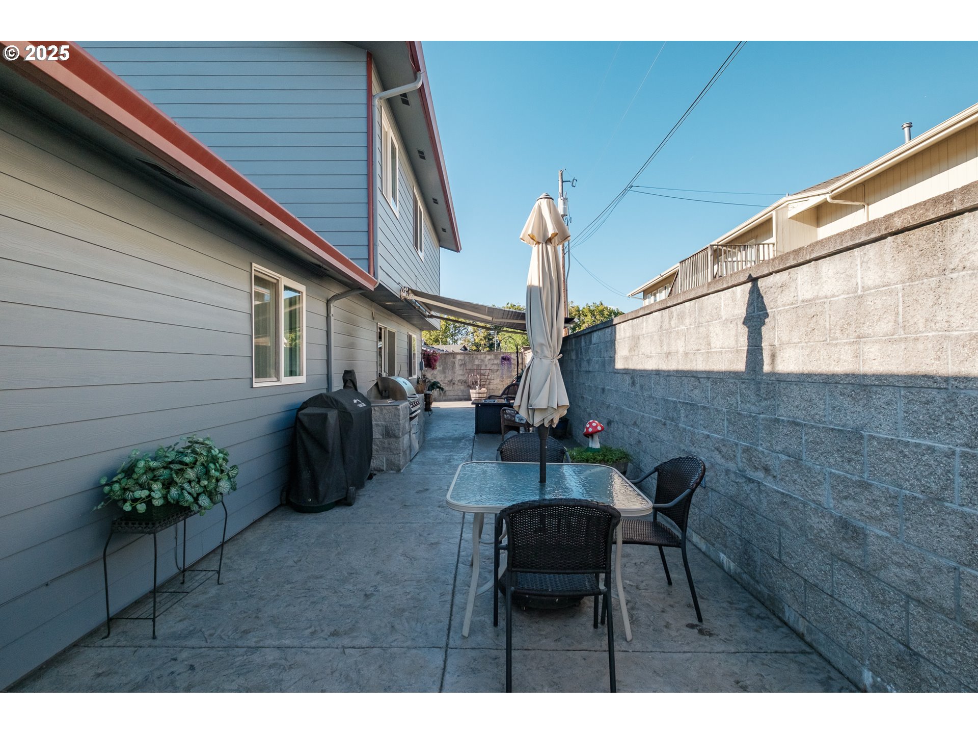 property viewer photo 30