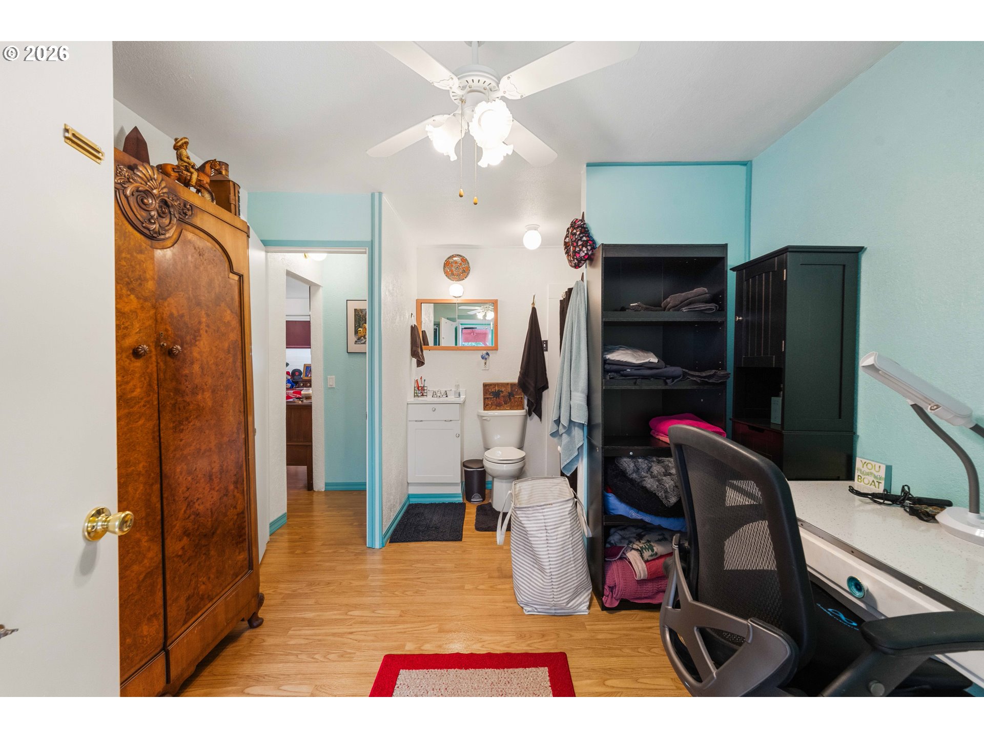 main property photo 33