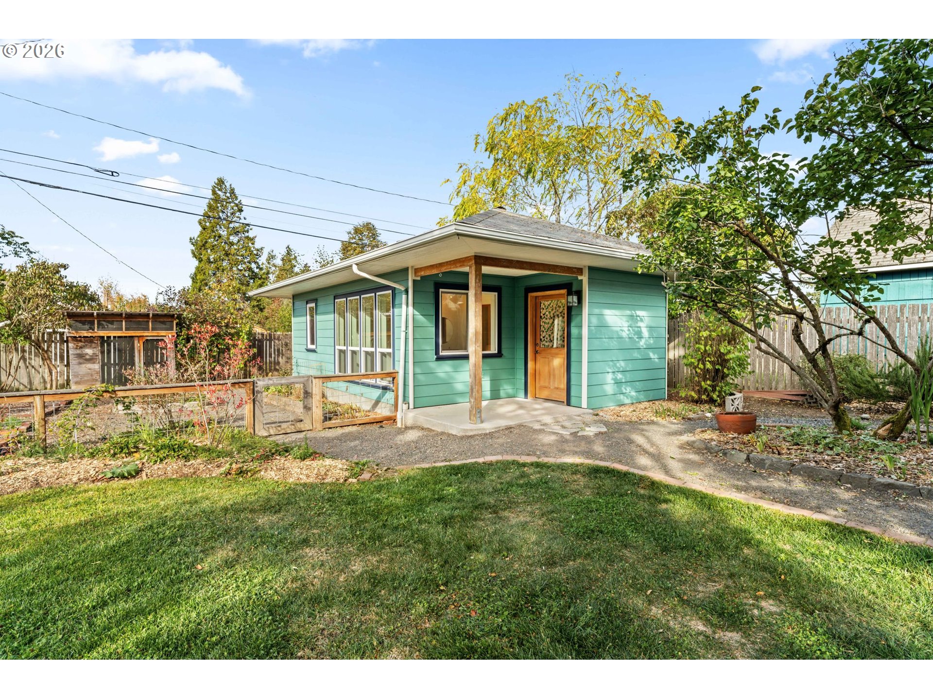 main property photo 31