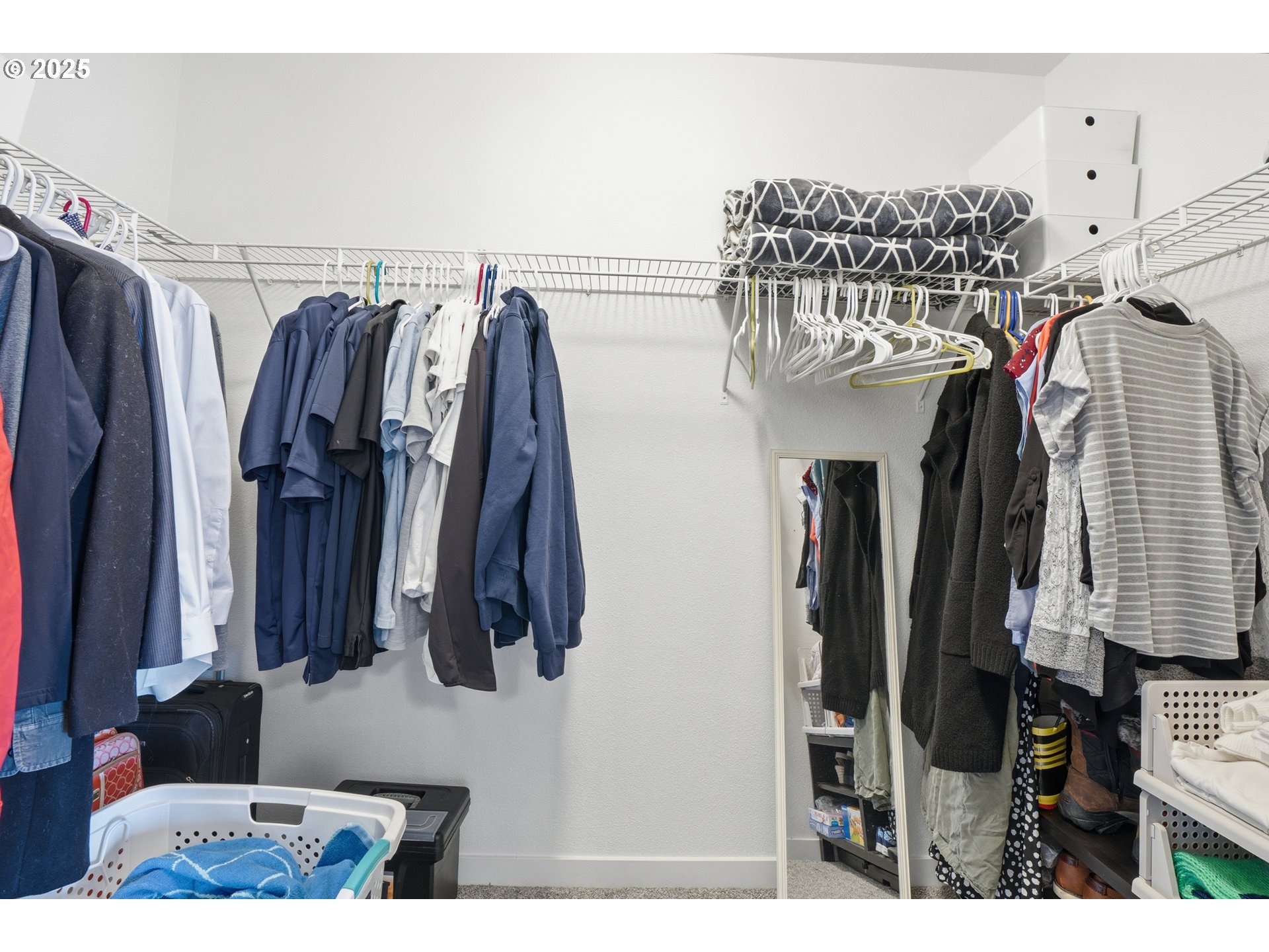 property viewer photo 16