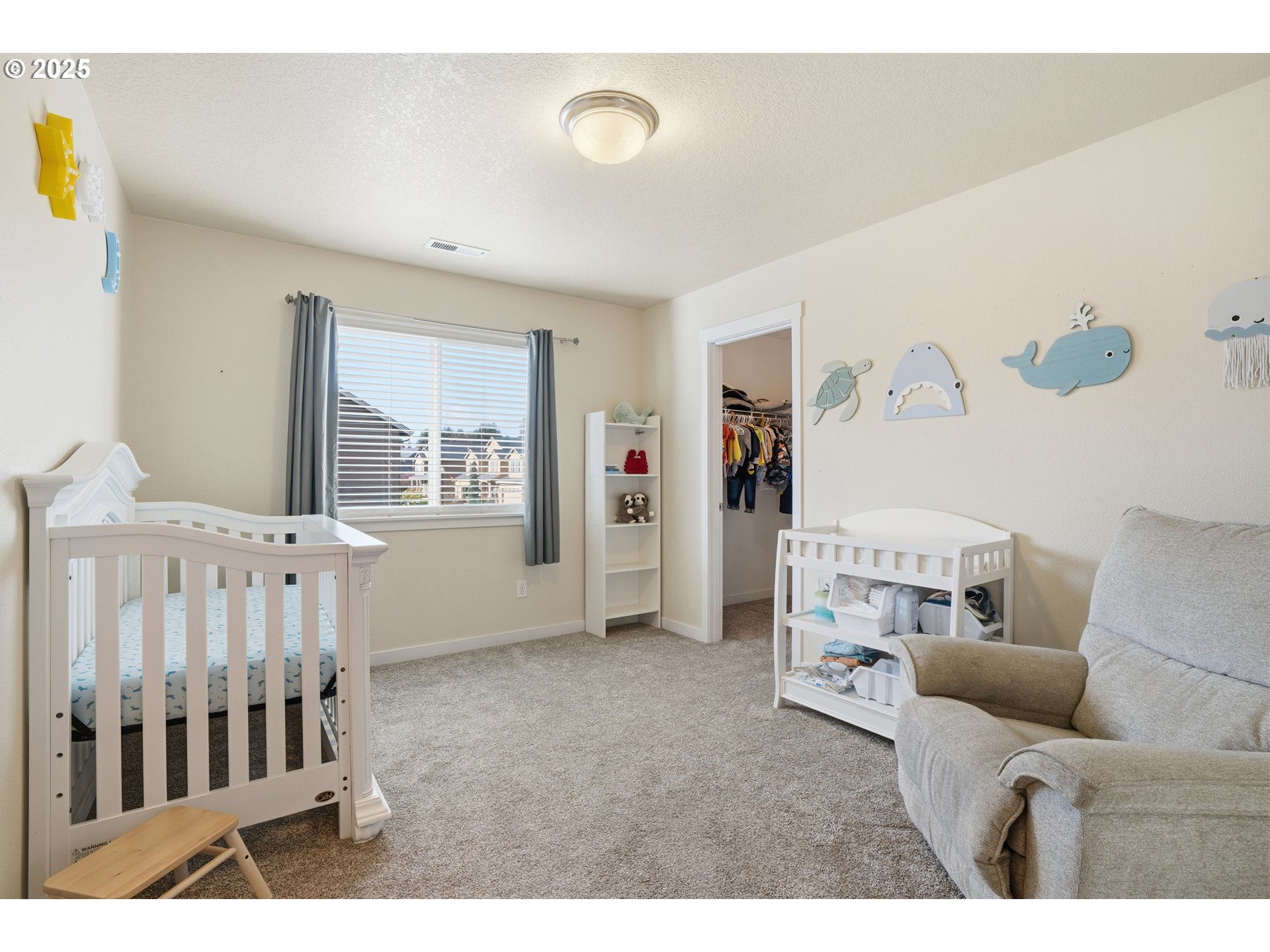 property viewer photo 20
