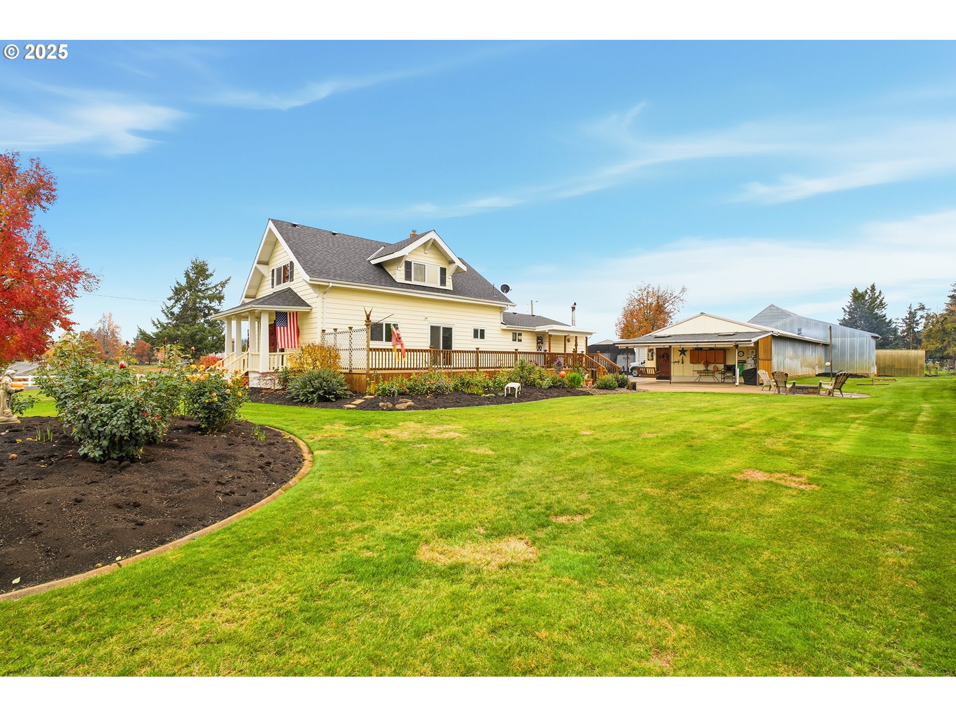 main property photo 20