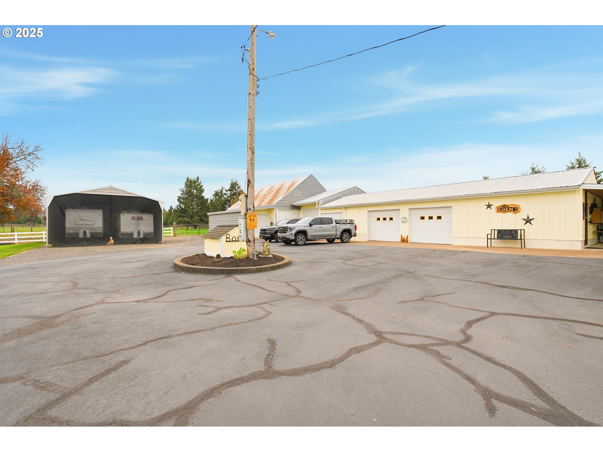 main property photo 25