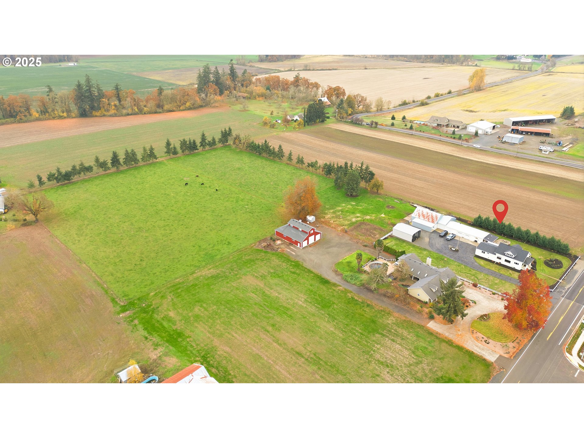 main property photo 7