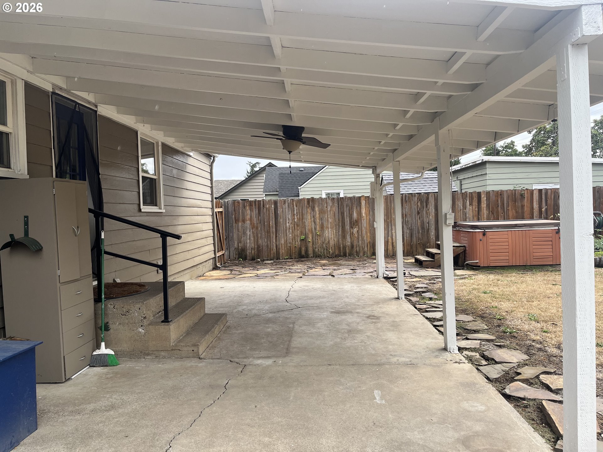 main property photo 35