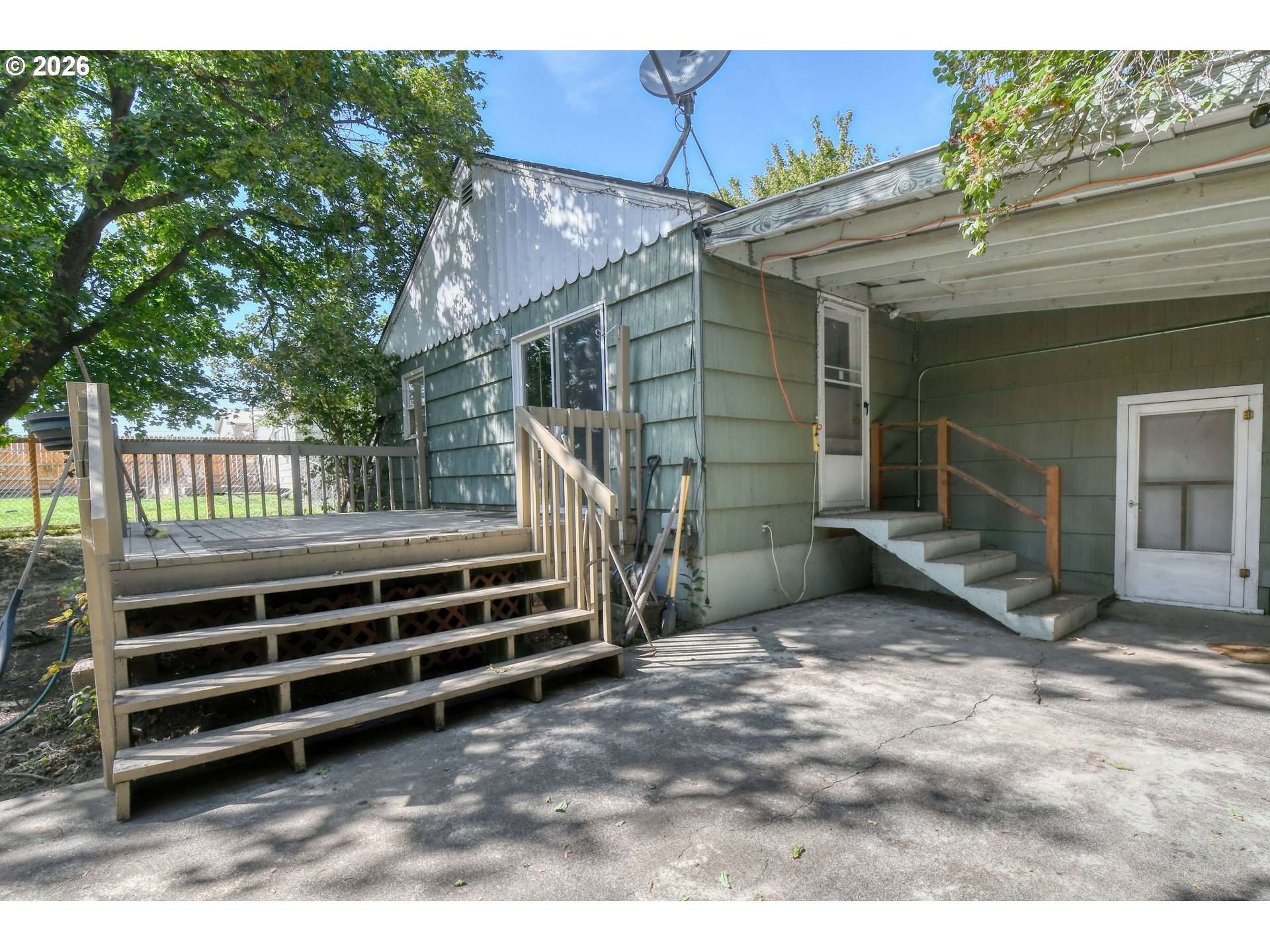 main property photo 22