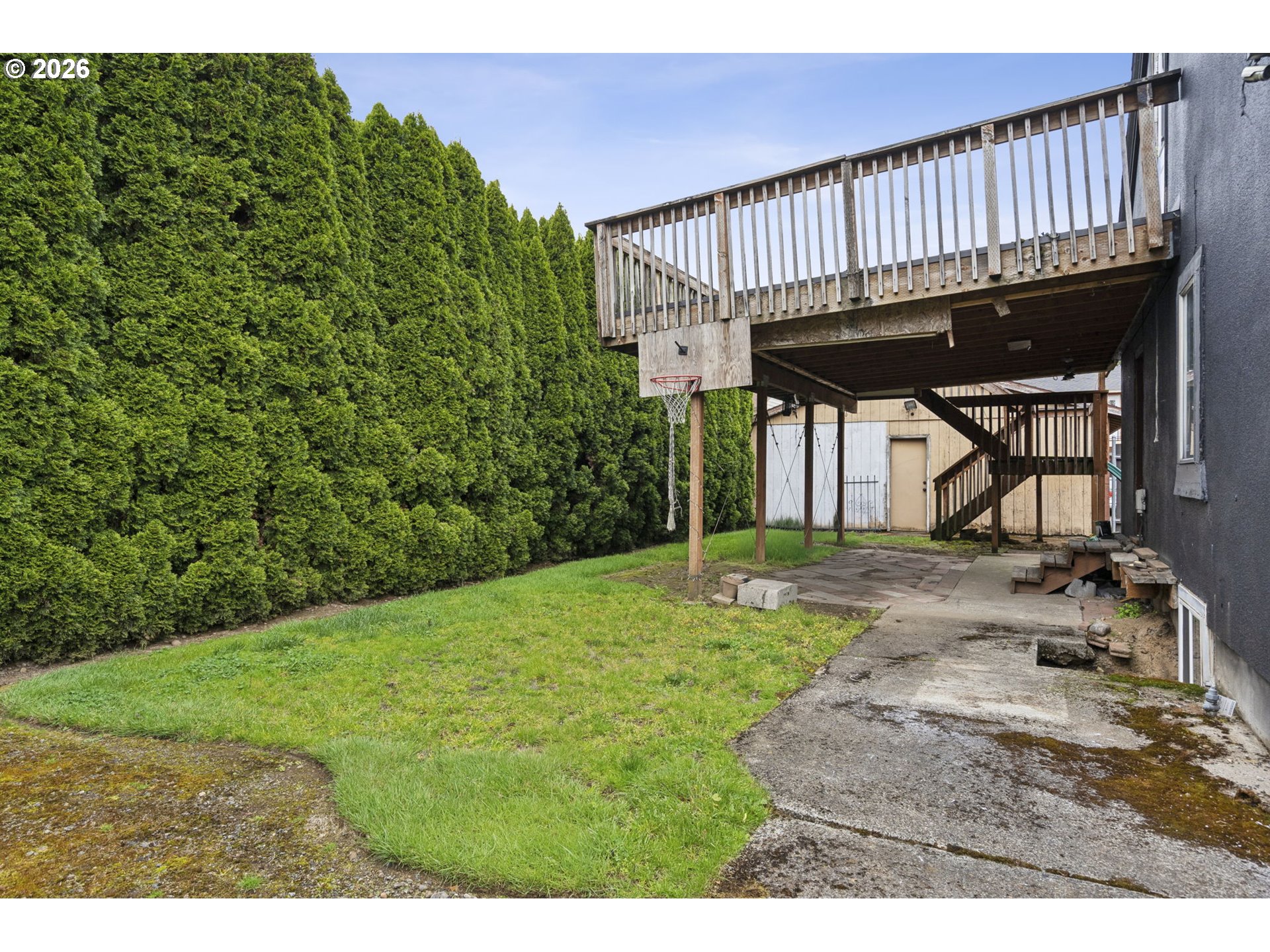 main property photo 29