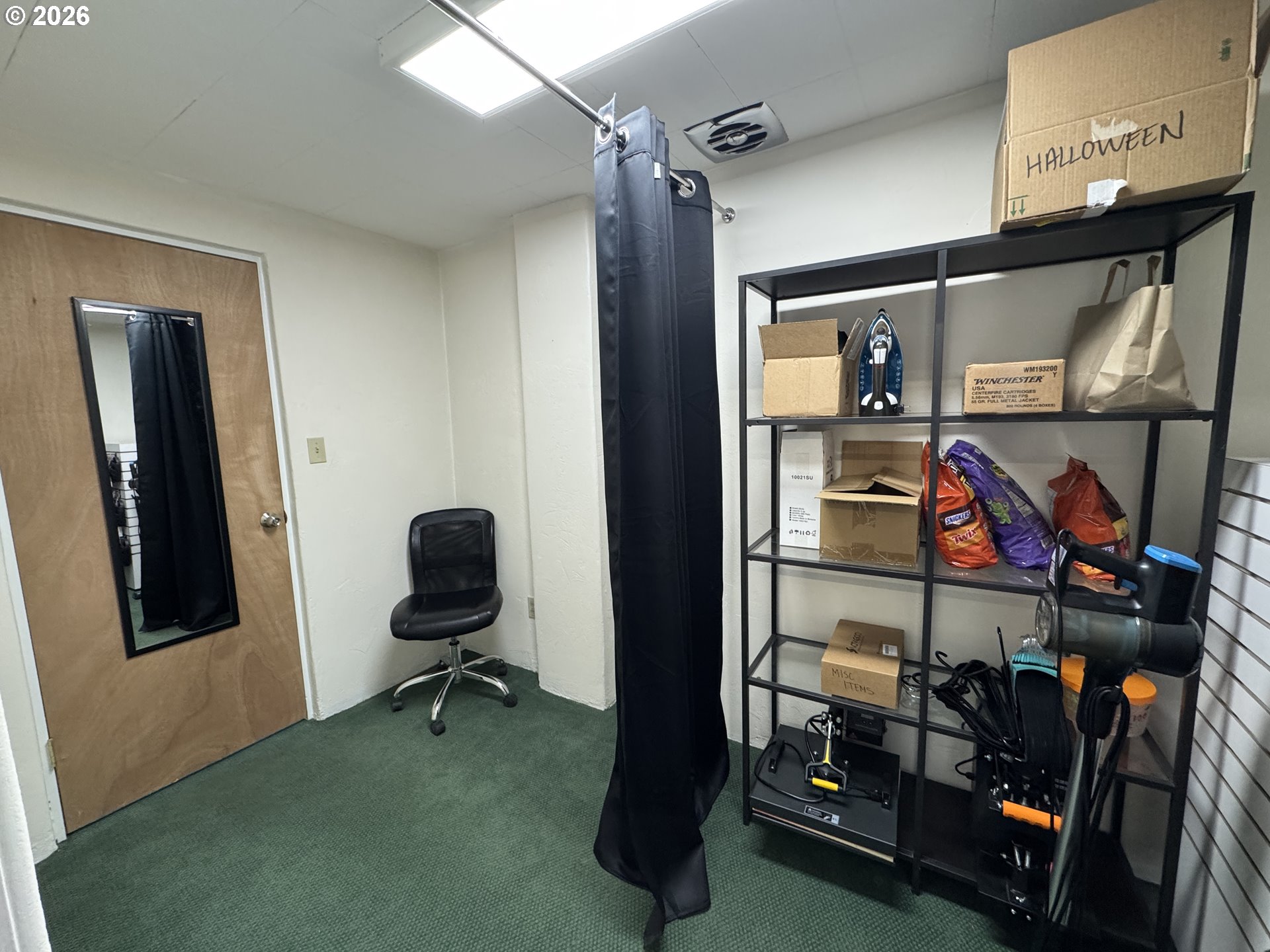 main property photo 9