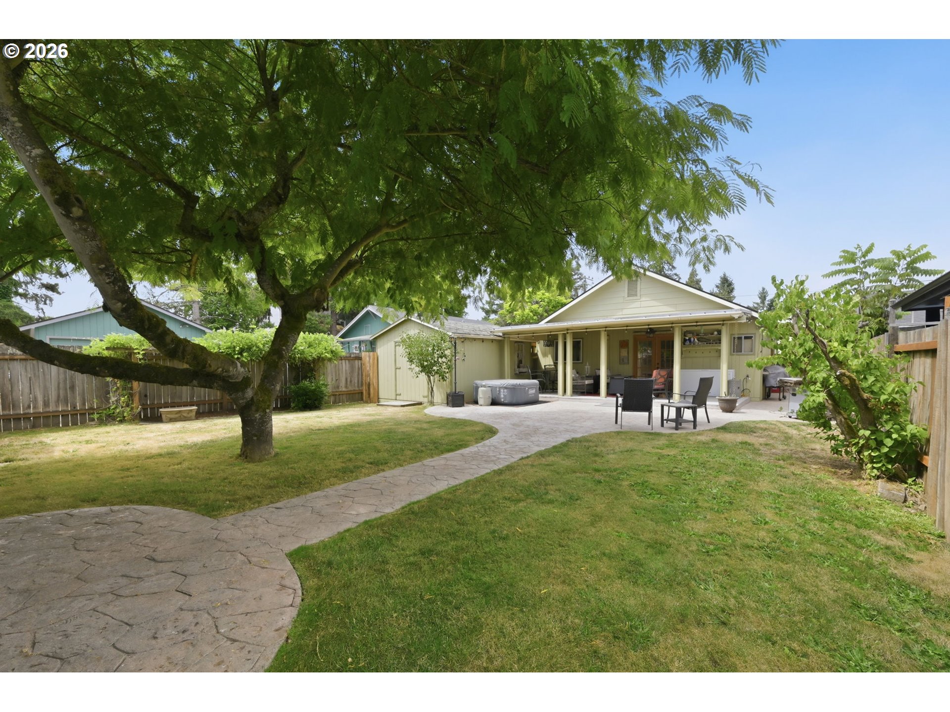 main property photo 39