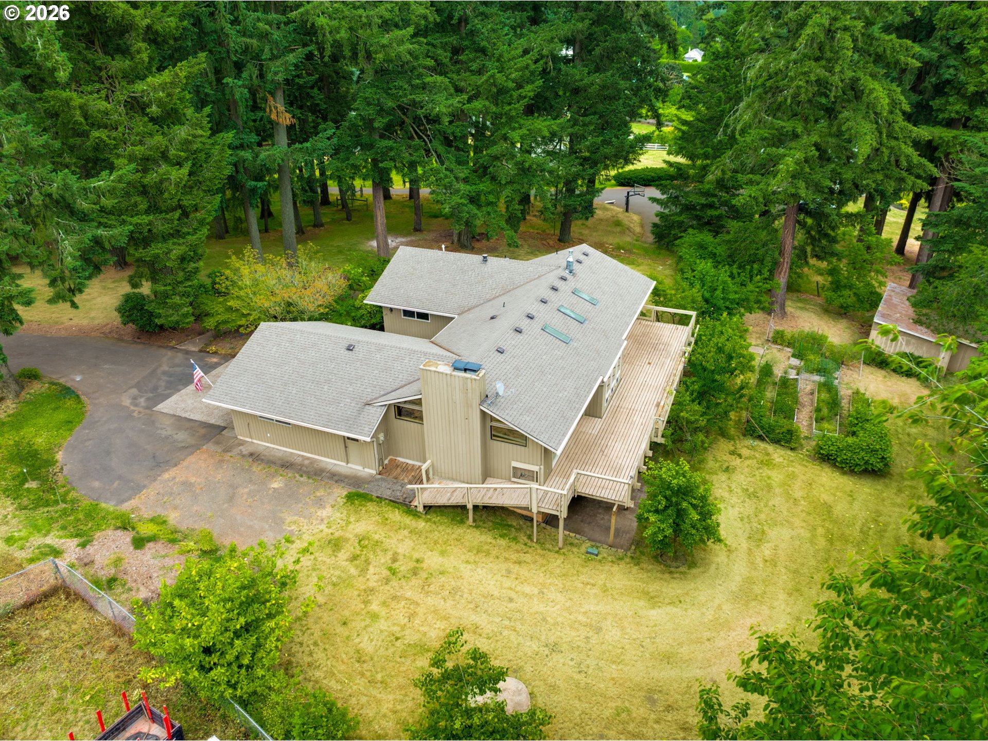 main property photo 42