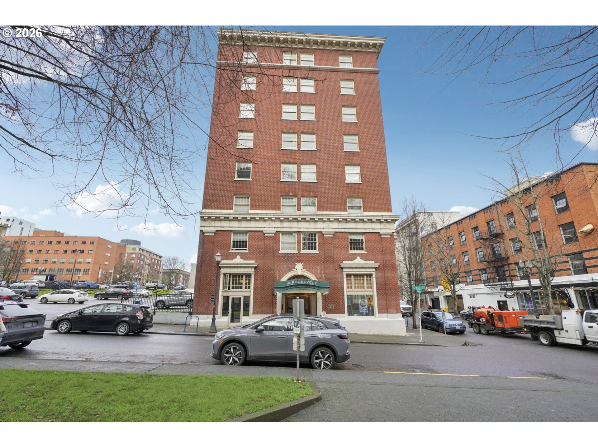 main property photo 17
