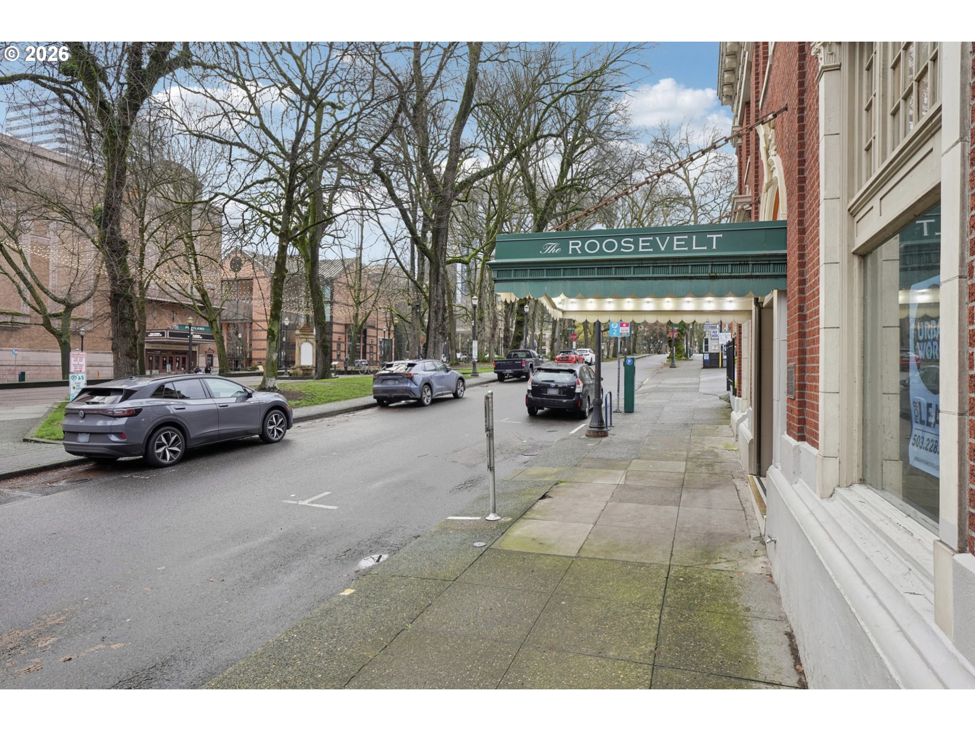 main property photo 19