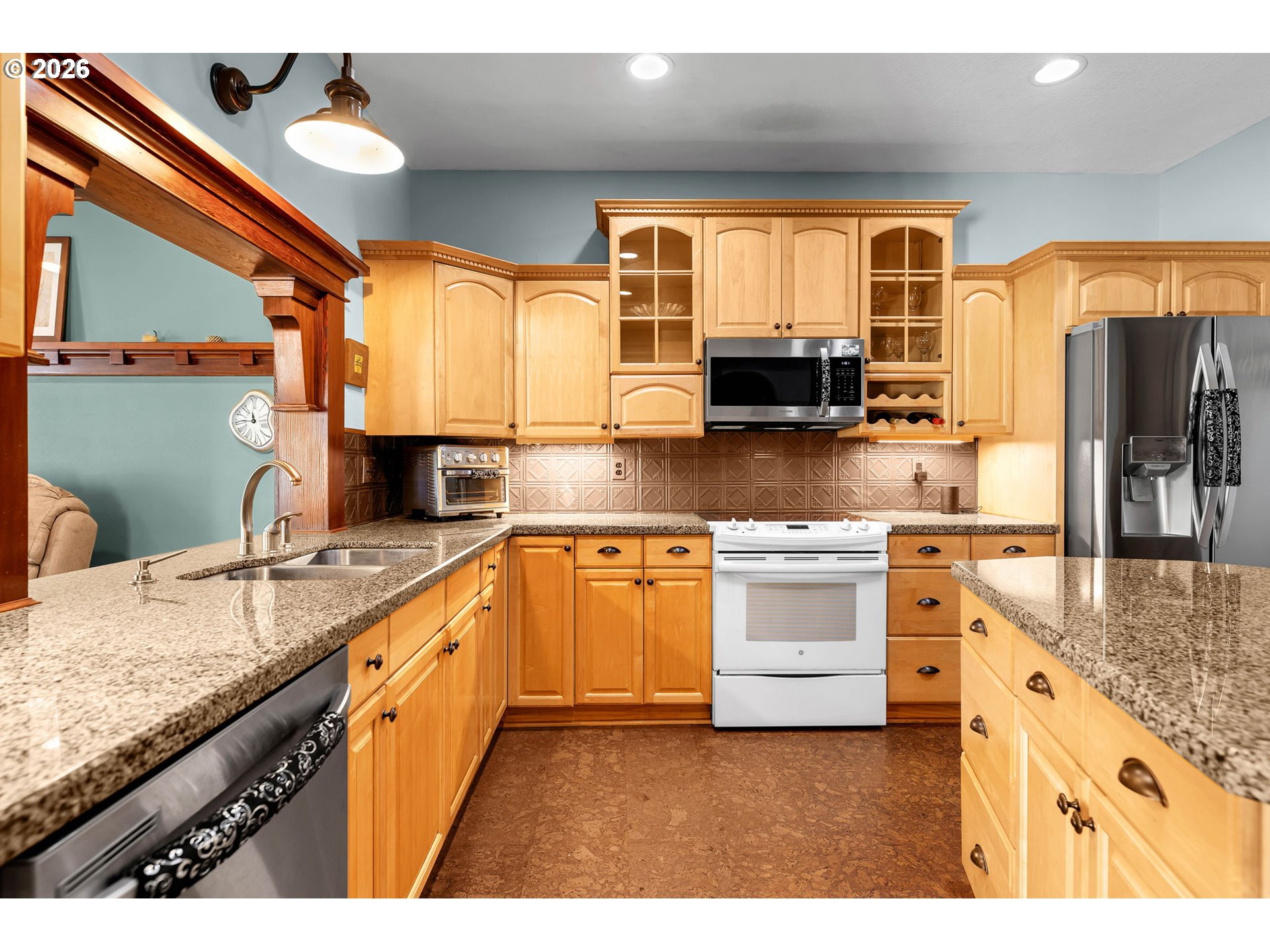 main property photo 15