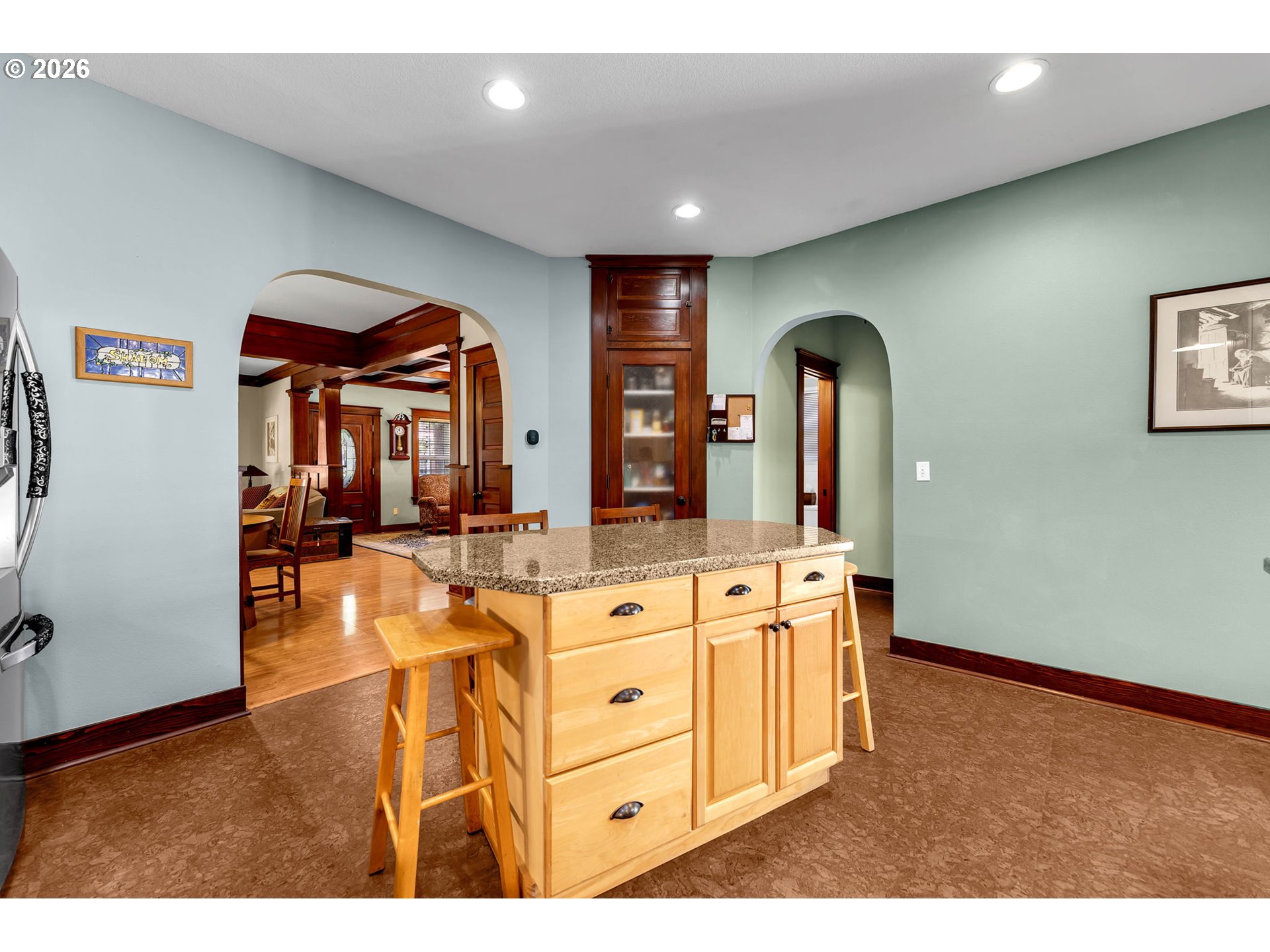 main property photo 16