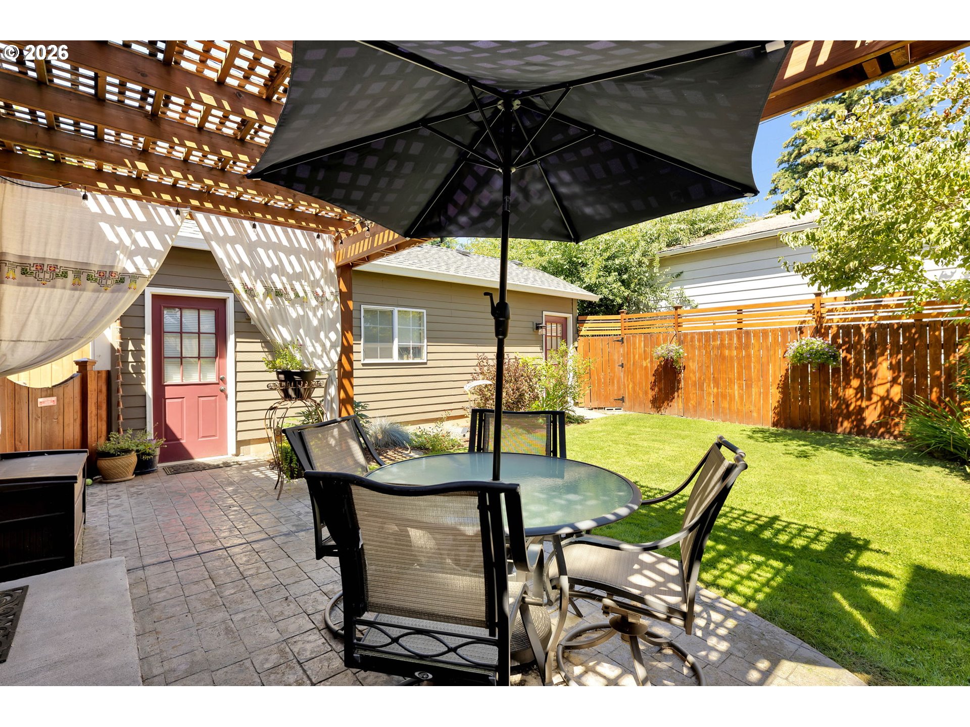 main property photo 41