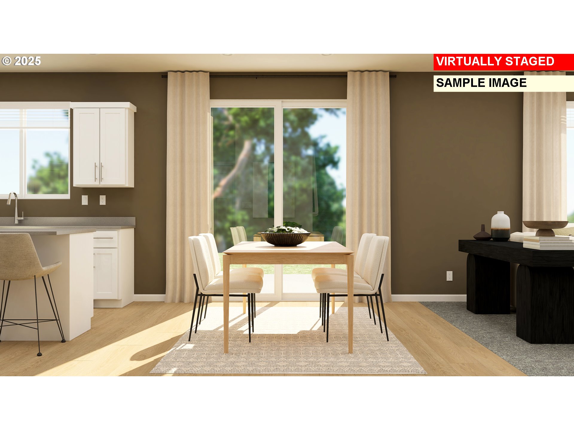 property viewer photo 4