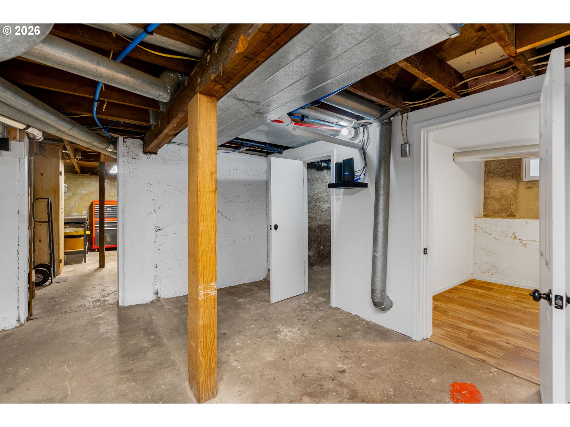 main property photo 40