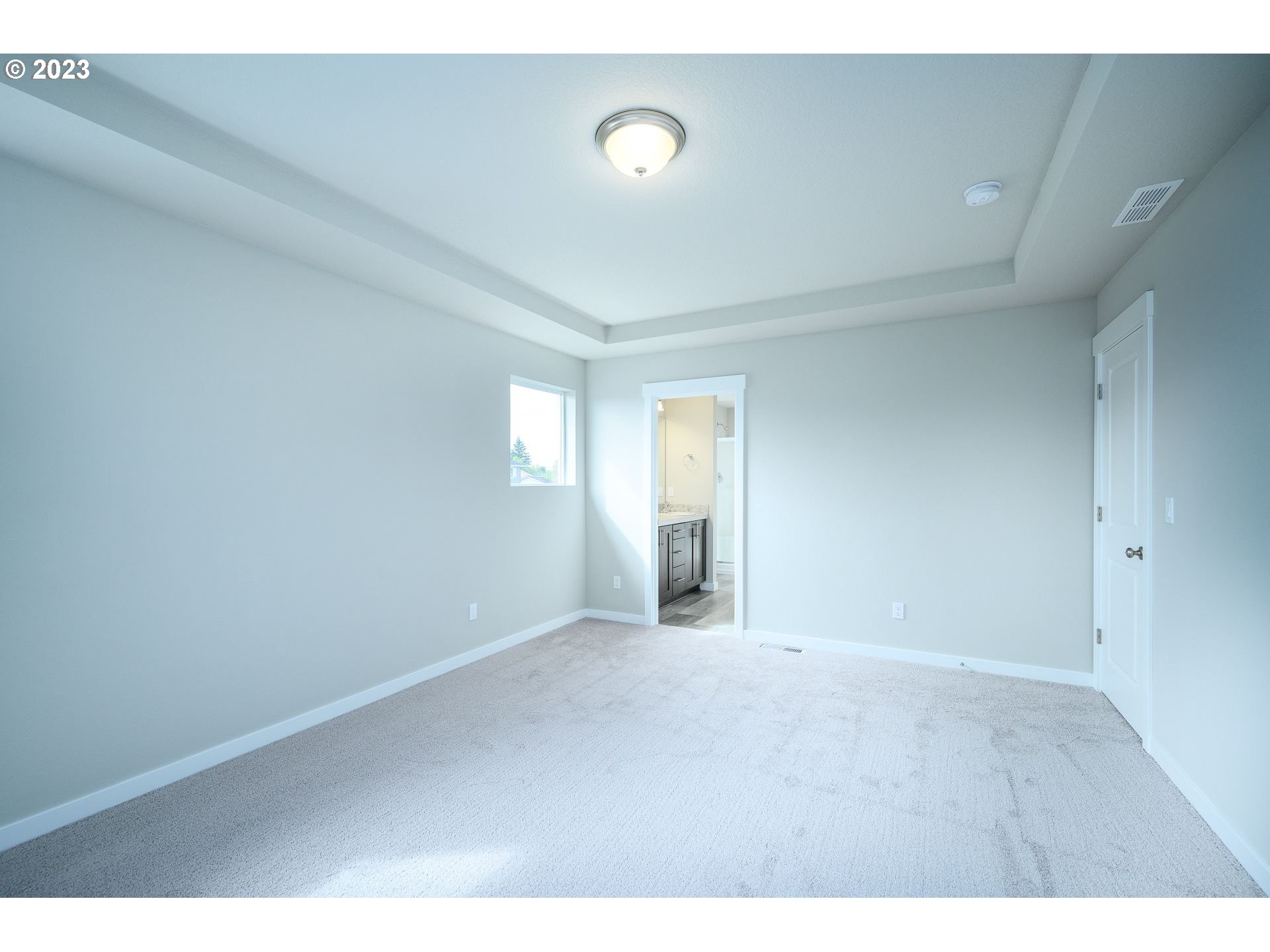 property viewer photo 19