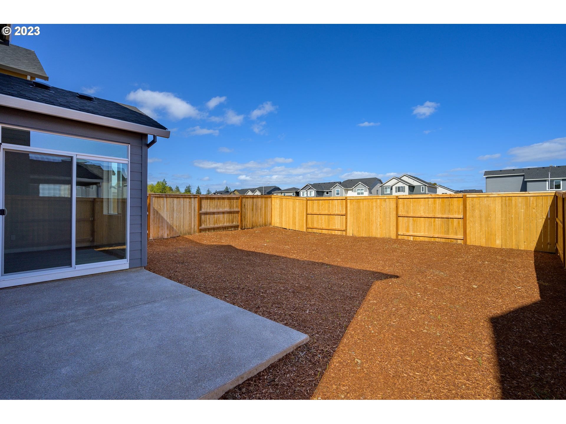 property viewer photo 29